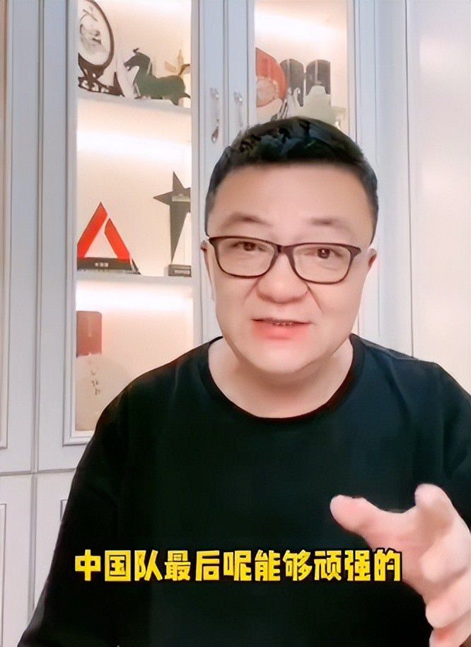 当你感到沮丧以及缺乏经验时，就会吃牌，这是我们可以改善的地方。